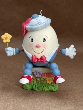 Hallmark Keepsake 2009 Humpty Dumpty Christmas Ornament (in box)